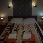 Auberge de jeunesse Brama Old
