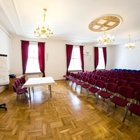 بيت شباب Brama Old *